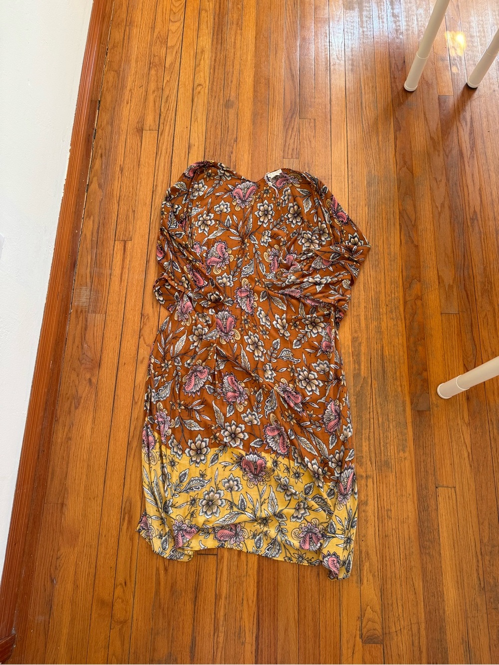Shiraleah Floral kimono in Rust and Yellow